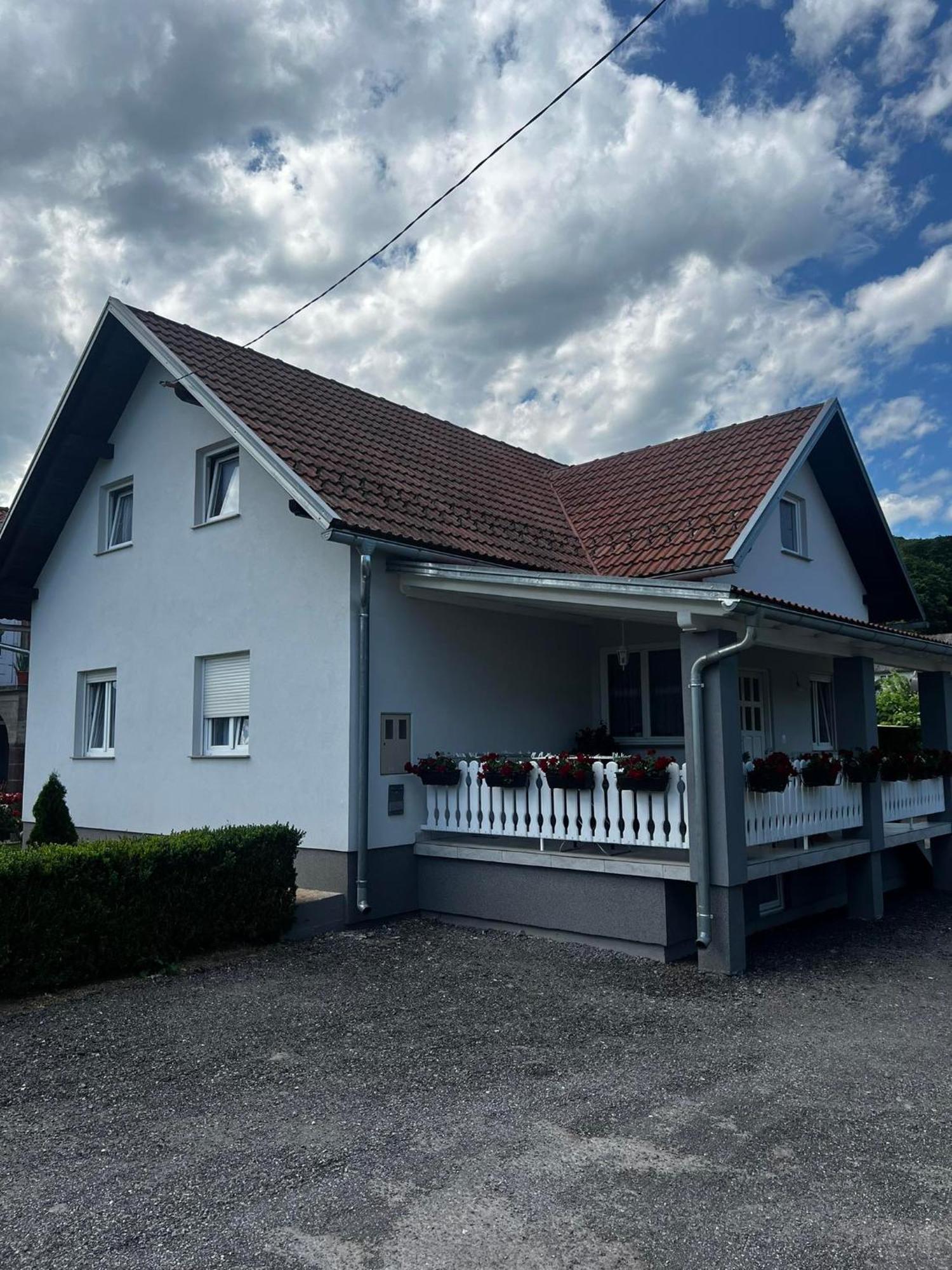 Appartamento Apartman Matej Otočac Esterno foto